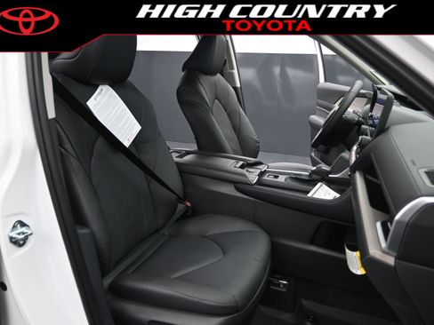 New 2026 Toyota Grand Highlander FWD image 27