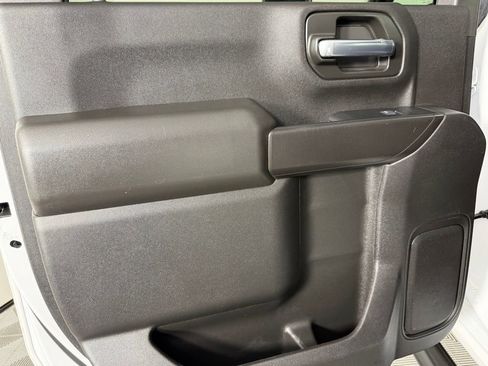 Used 2024 GMC Sierra 3500 Pro image 25