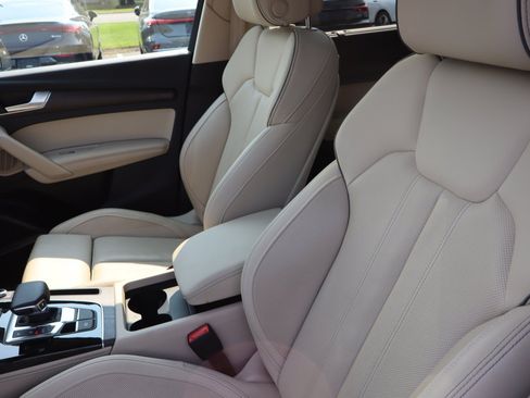 Used 2024 Audi Q5 2.0T Premium Plus w/ Premium Plus Package AWD/4WD image 23