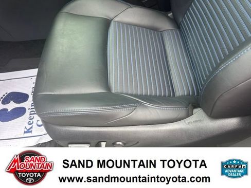 Used 2024 Toyota RAV4 XSE AWD/4WD image 17