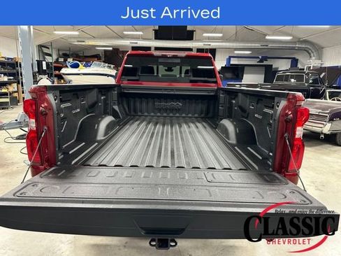 Used 2020 Chevrolet Silverado 3500 High Country w/ Technology Package image 21