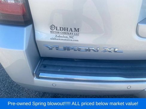 Used 2018 GMC Yukon XL Denali RWD image 11