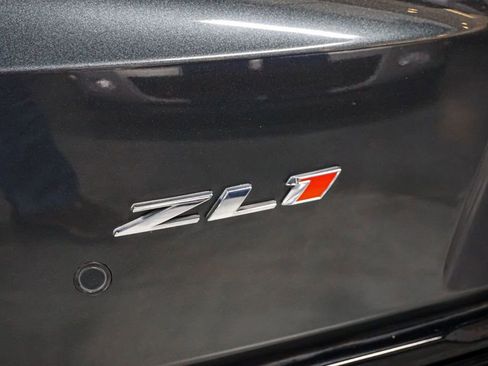 Used 2018 Chevrolet Camaro ZL1 image 48