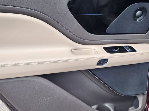 Used 2022 Lincoln Aviator Reserve w/ Elements Package Plus AWD/4WD image 14