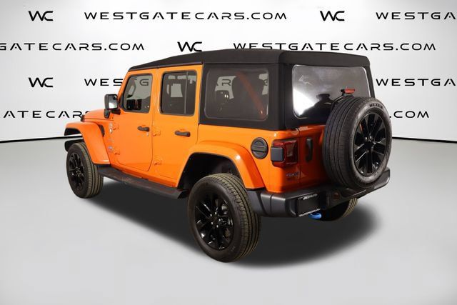 Used 2023 Jeep Wrangler Unlimited Sahara AWD/4WD image 46