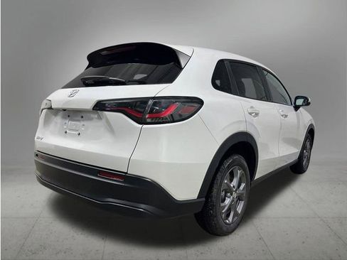 New 2026 Honda HR-V LX image 5