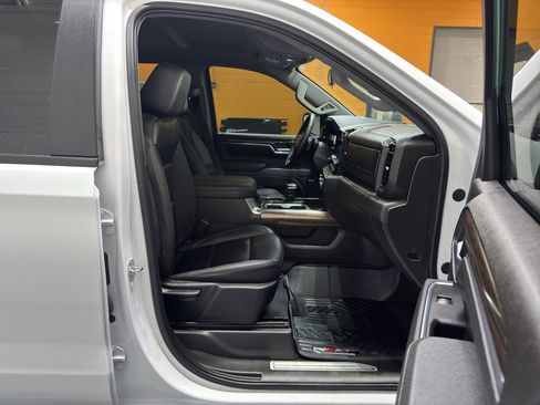 Used 2025 Chevrolet Silverado 1500 LT Trail Boss w/ LT Trail Boss Premium Package image 20