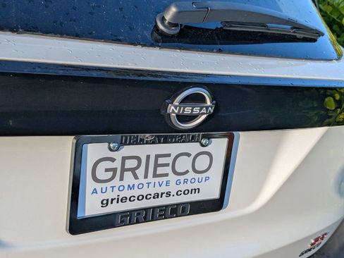 New 2025 Nissan Kicks SR image 14