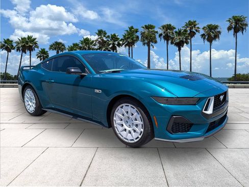 New 2026 Ford Mustang GT Premium w/ GT Performance Package RWD image 2