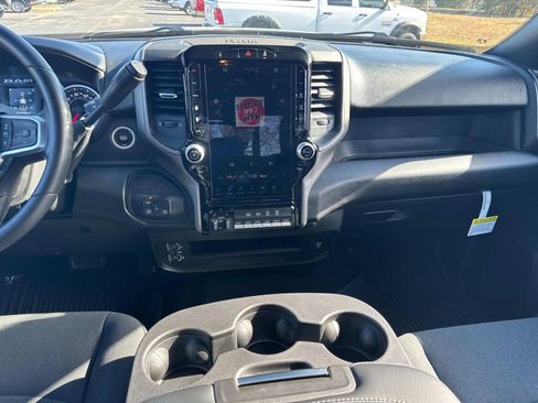 New 2026 RAM 2500 Tradesman AWD/4WD image 19