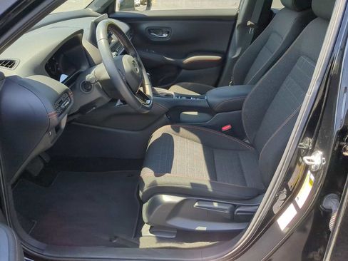 Used 2025 Honda HR-V Sport image 13