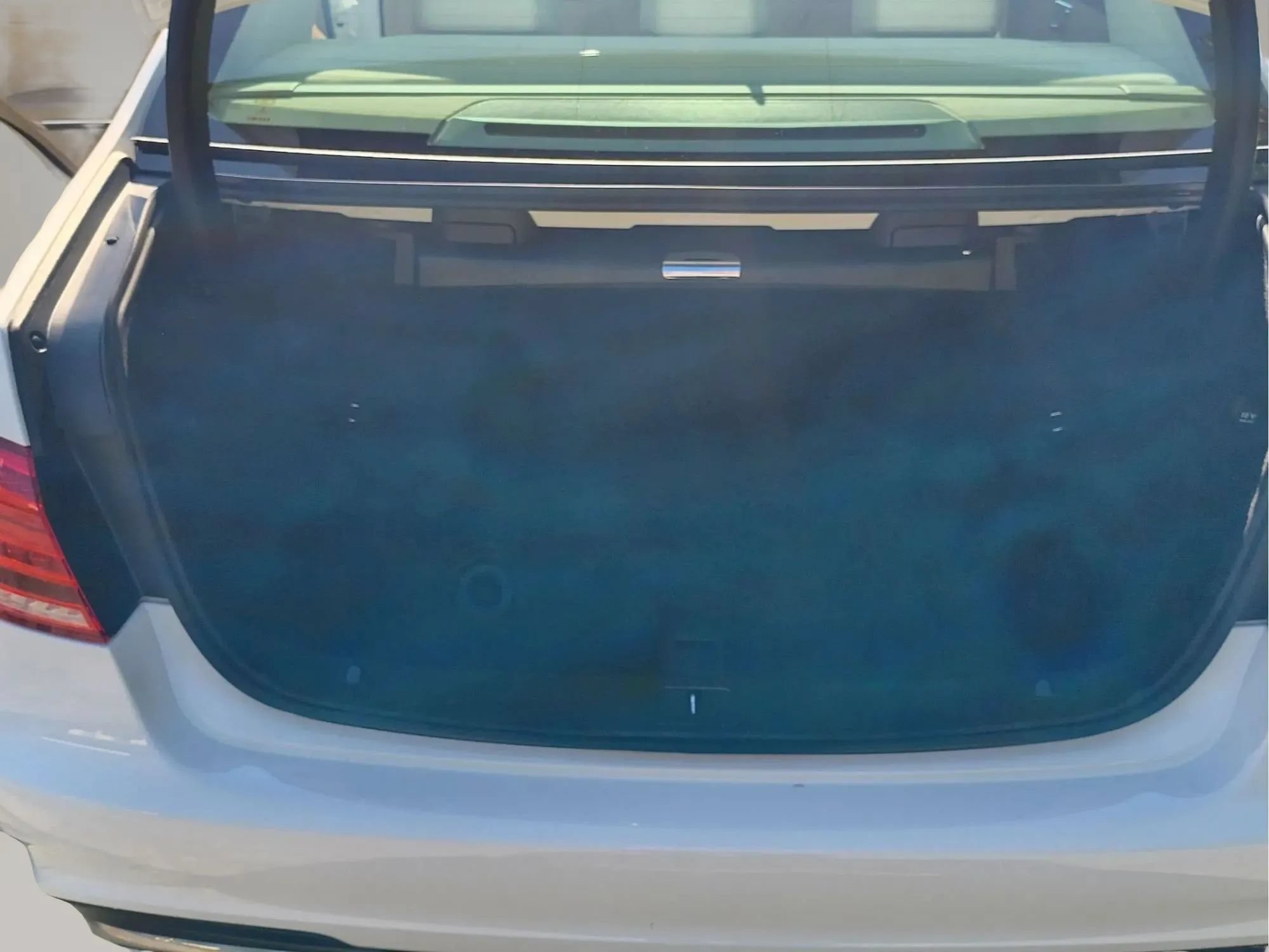 Used 2015 Mercedes-Benz E 350 4MATIC Sedan image 20
