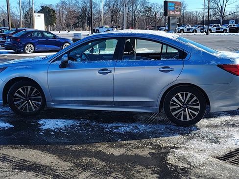 Used 2019 Subaru Legacy 2.5i Premium image 5