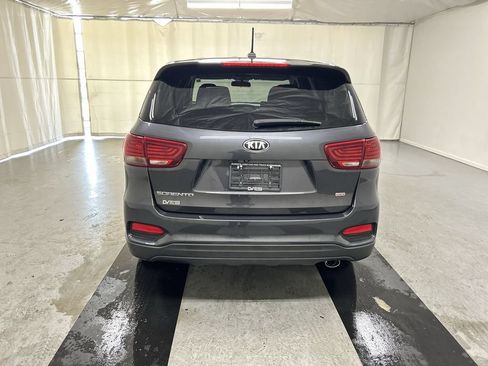 Used 2019 Kia Sorento AWD image 21