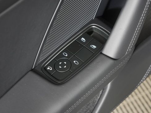 Certified 2025 Porsche 911 Carrera RWD image 23