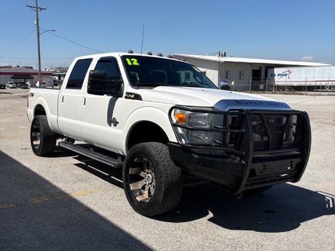 Used 2012 Ford F250 Lariat w/ Chrome Pkg image 1