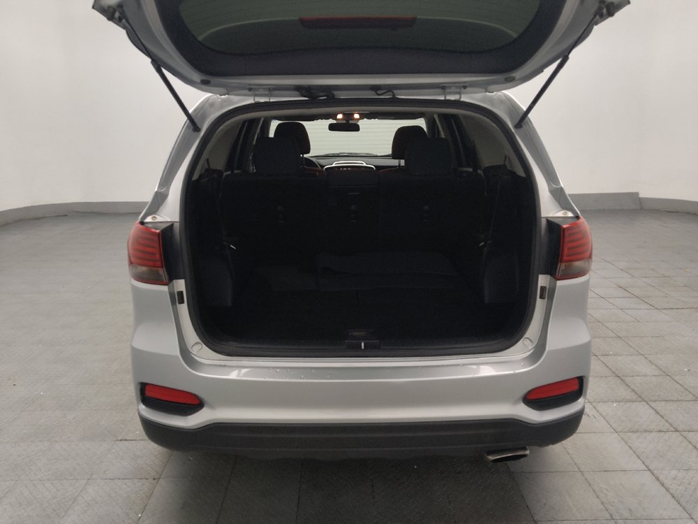 Used 2019 Kia Sorento FWD V6 image 29