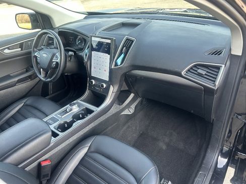 Used 2024 Ford Edge SEL w/ Convenience Package image 20