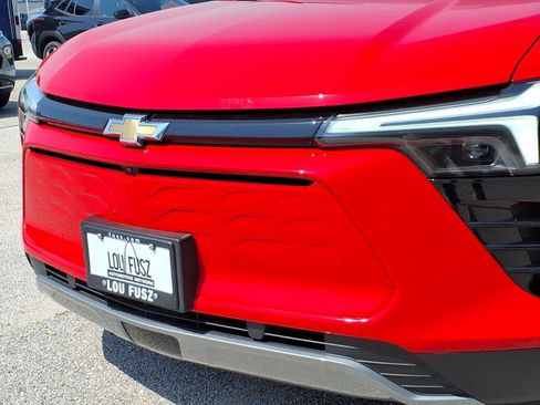 Used 2024 Chevrolet Blazer EV LT AWD/4WD image 32