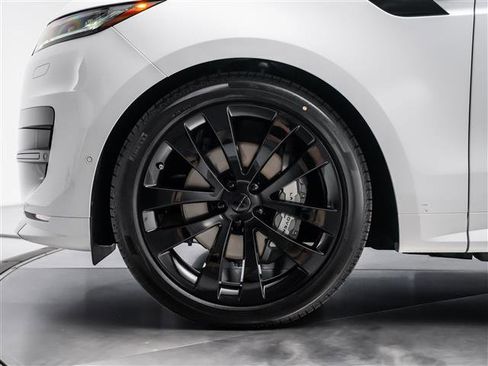 New 2026 Land Rover Range Rover Sport Dynamic SE image 11