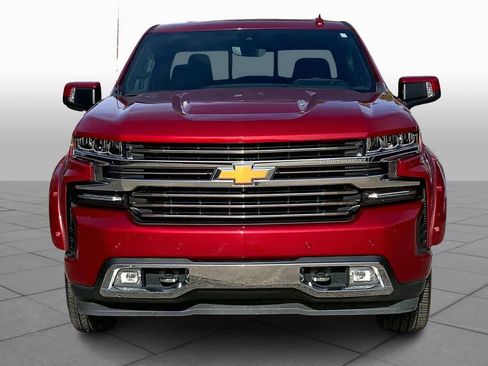 Used 2020 Chevrolet Silverado 1500 High Country w/ Technology Package image 3