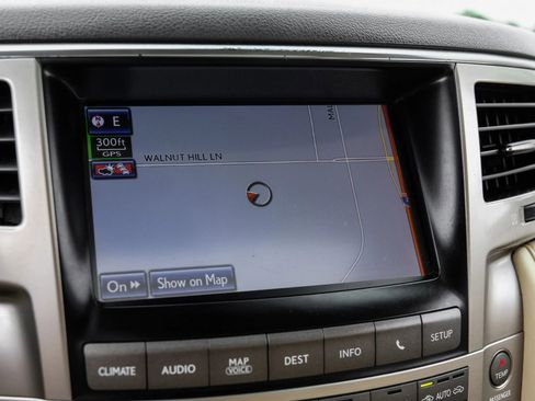 Used 2013 Lexus LX 570 4WD w/ Luxury Pkg image 26