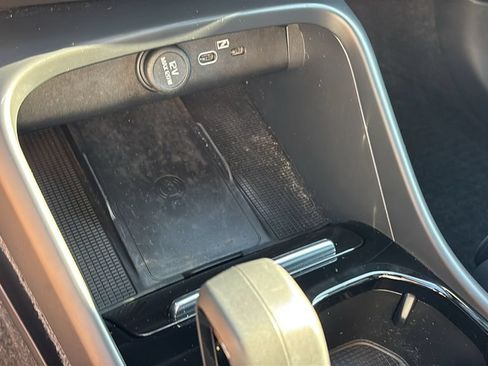 Certified 2023 Volvo C40 P8 Recharge Plus w/ Climate Package AWD/4WD image 20