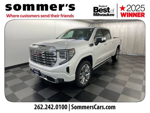 Used 2024 GMC Sierra 1500 Denali w/ Denali Reserve Package AWD/4WD image 2