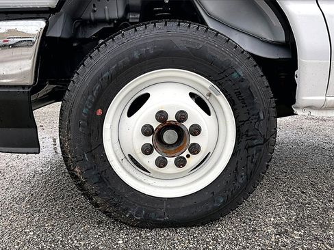 New 2025 Ford E-450 and Econoline 450 Super Duty w/ Power Equipment Group image 10