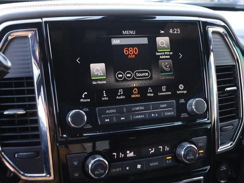 Used 2023 Nissan Titan Platinum Reserve w/ Moonroof Package AWD/4WD image 17