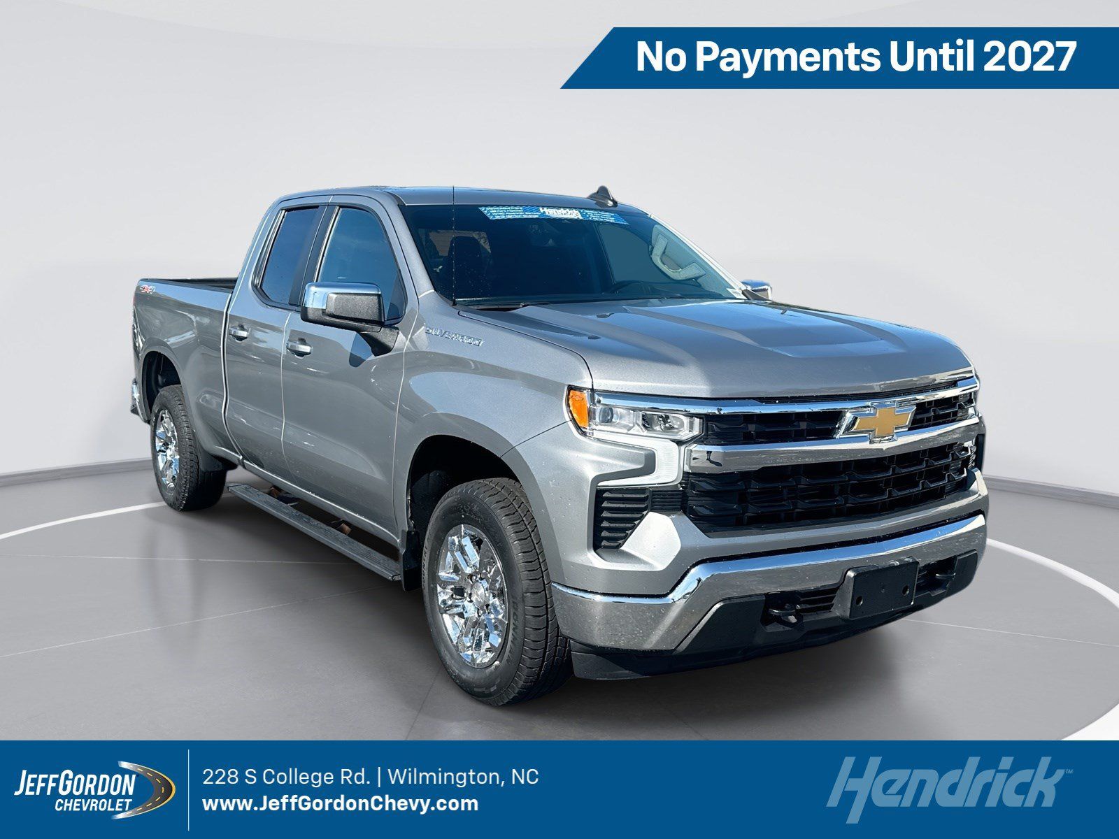 Used 2023 Chevrolet Silverado 1500 LT AWD/4WD image 1