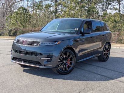 New 2025 Land Rover Range Rover Sport Dynamic SE