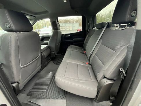 Used 2022 Chevrolet Silverado 1500 Custom image 15