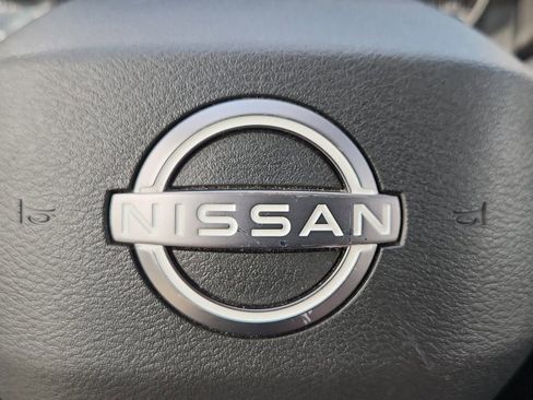 Used 2025 Nissan Rogue SV AWD/4WD image 30