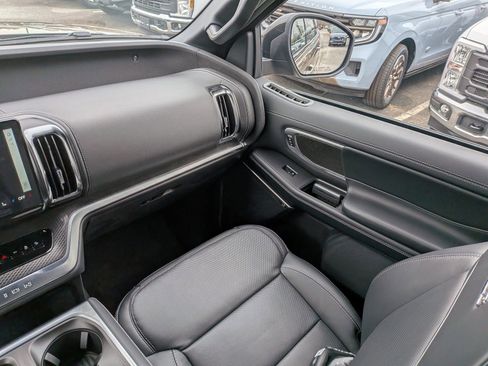 New 2026 Ford Expedition Platinum w/ Stealth Appearance Package image 19