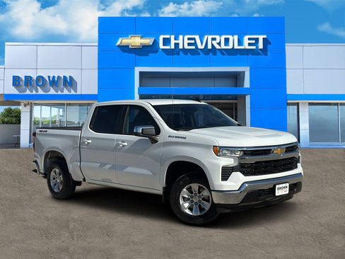 Used 2025 Chevrolet Silverado 1500 LT image 1