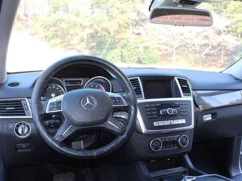 Used 2013 Mercedes-Benz ML 350 4MATIC image 13