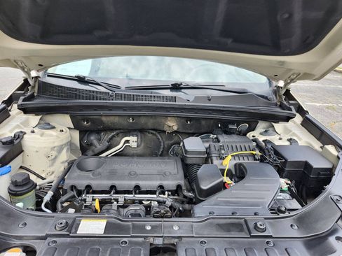 Used 2011 Kia Sorento 2WD image 18