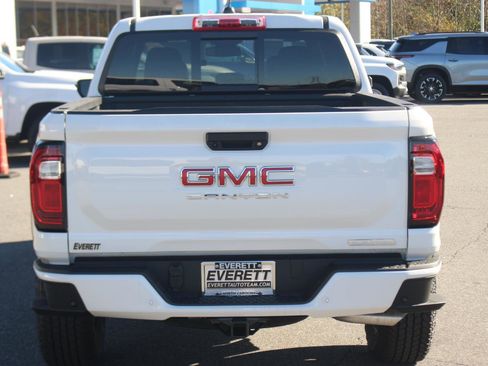 New 2025 GMC Canyon Elevation w/ Convenience Package image 6