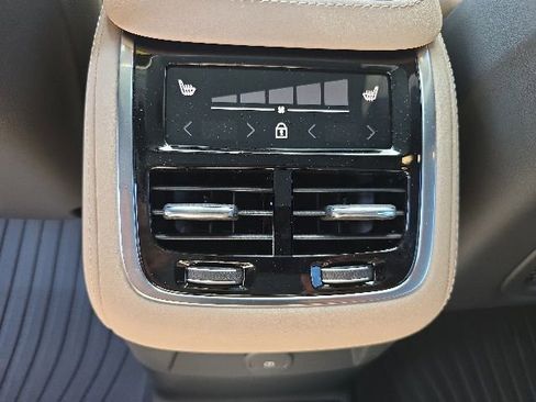 New 2026 Volvo XC90 T8 Ultra w/ Protection Package Premier AWD/4WD image 21