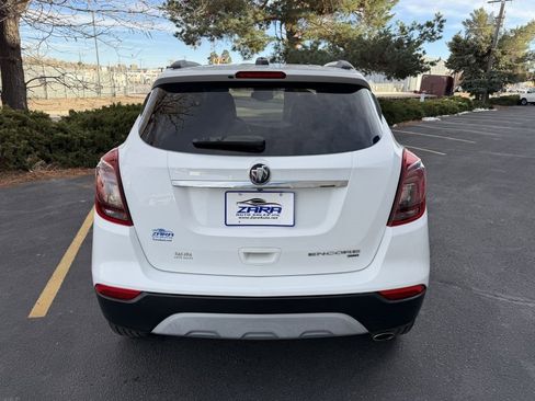 Used 2020 Buick Encore Essence image 6