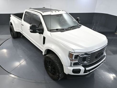 Used 2020 Ford F450 Platinum w/ FX4 Off-Road Package image 61