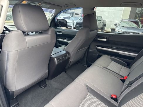 Used 2015 Toyota Tundra SR5 w/ TRD Off Road Package image 18