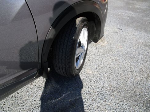 Used 2024 Nissan Kicks S image 29