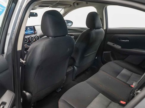 Used 2025 Nissan Sentra SR image 18