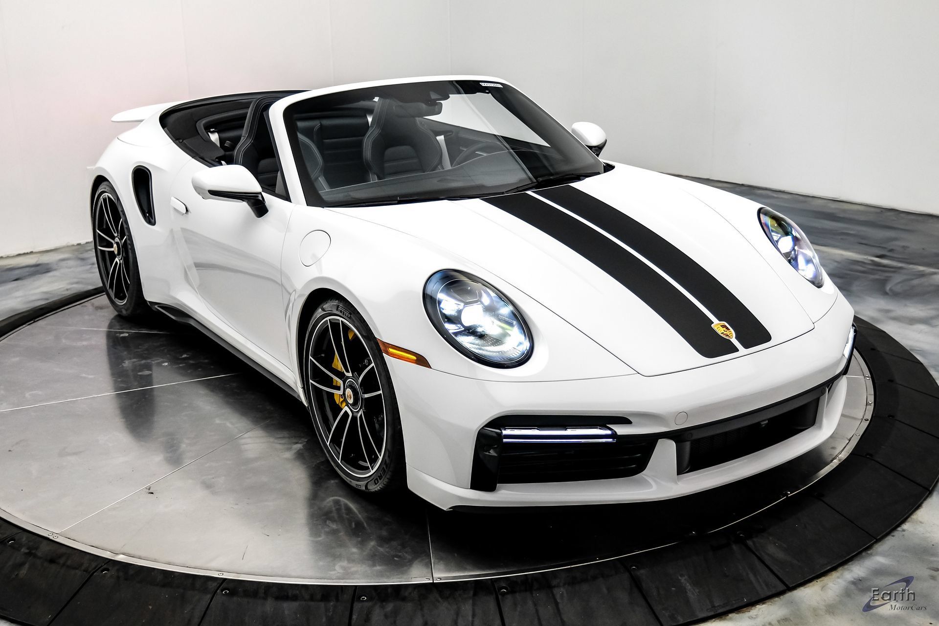 Used 2024 Porsche 911 Turbo S AWD/4WD image 32