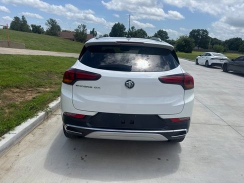 Used 2021 Buick Encore GX Essence w/ Experience Buick Package FWD image 6