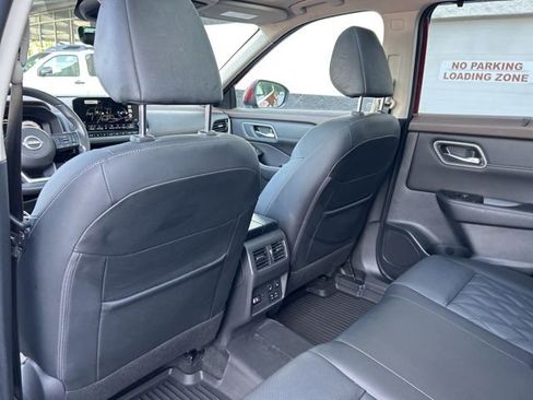 Used 2023 Nissan Rogue Platinum w/ Platinum Premium Package FWD image 27