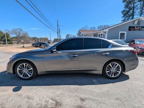 Used 2018 INFINITI Q50 Luxe w/ Essential Package (3.0T Luxe) image 4