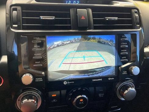 Used 2021 Toyota 4Runner TRD Off-Road Premium w/ Moonroof Package AWD/4WD image 23